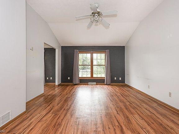 2nd image of 3112 Surf Ave