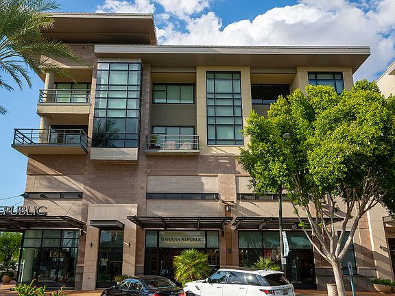 2nd image of 15215 N Kierland Blvd Unit 305
