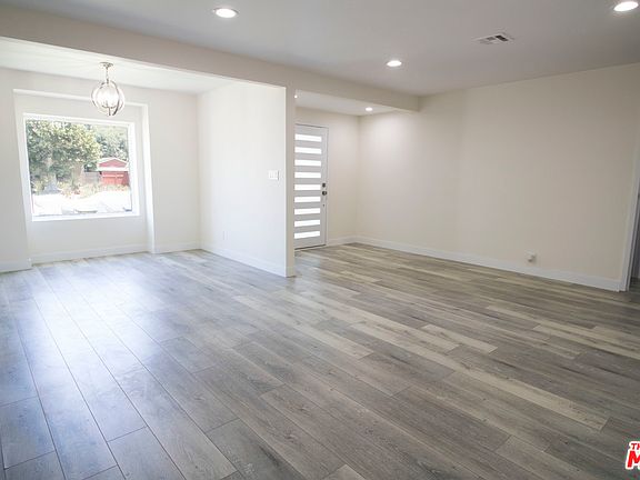 4th image of 6047 Fulcher Ave