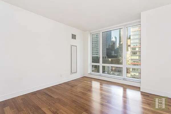 Rented by Halstead Real Estate | media 26