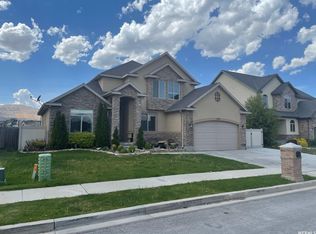 11492 S Keystone Dr, South Jordan, UT 84009