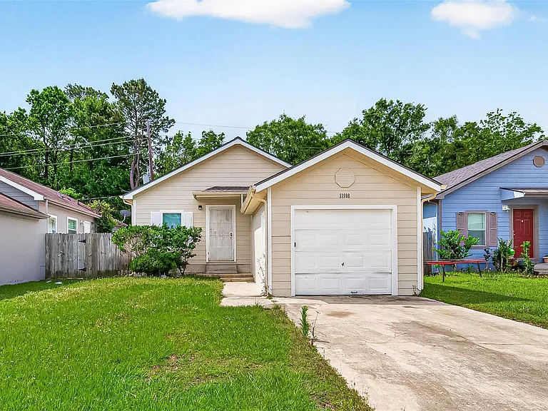 11918 Greensbrook Forest Dr — Photo 3