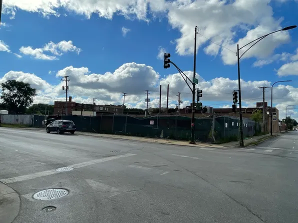 4337 W 16th St, Chicago, IL 60623