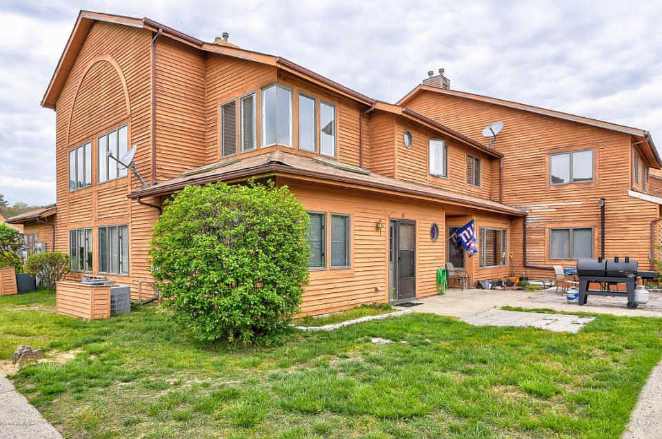 1st image of 87 Brandywine Ct #299