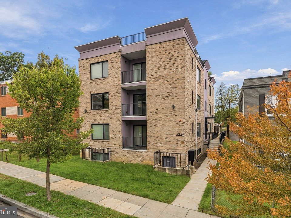 1st image of 4442 B St SE #5