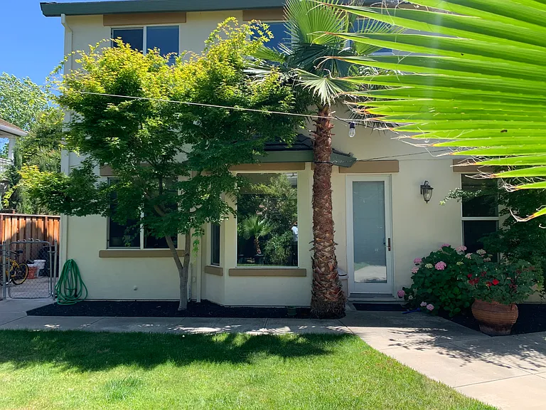 5718 Woodrose Way — Photo 2