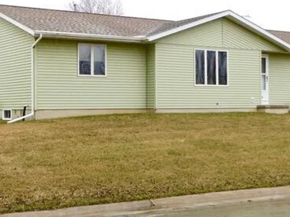 1313 Waldron STREET, Watertown, WI 53094