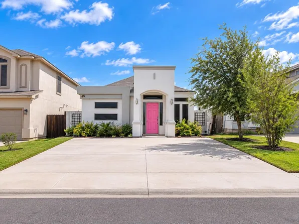 416 Concepcion Dr, Laredo, TX 78045
