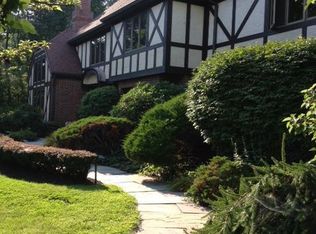 21 Walnutwood Dr, Dallas, PA 18612