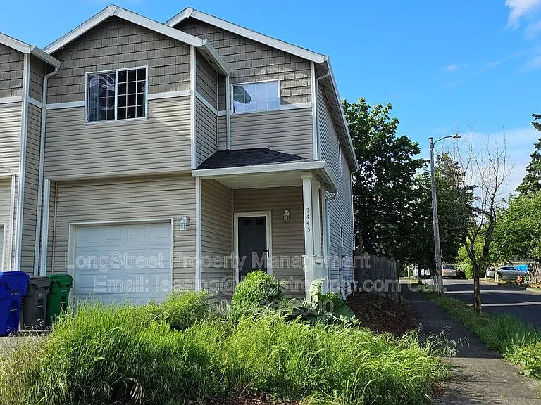 7445 SE Crystal Springs Blvd — Photo 2