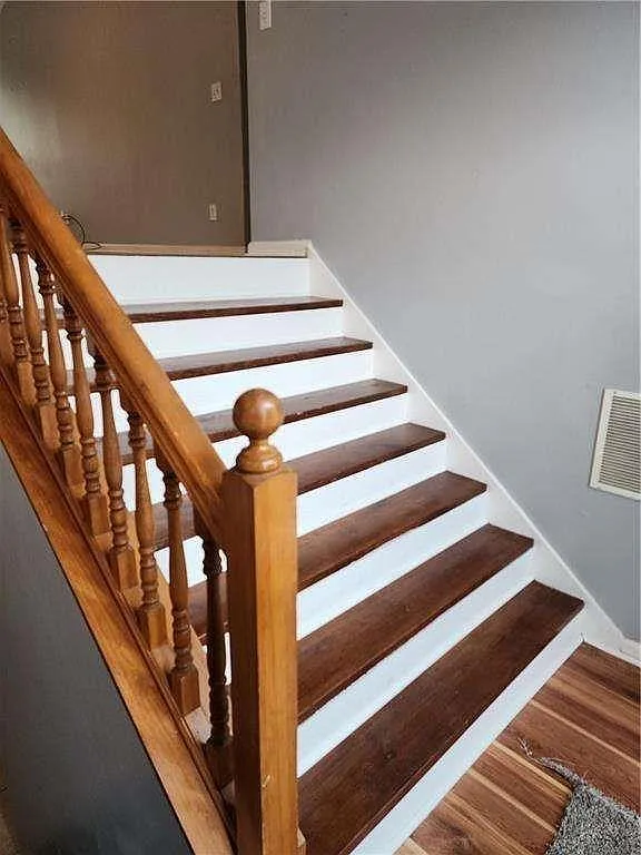 4 bed, 3.0 bath, $2,275 — Photo 2