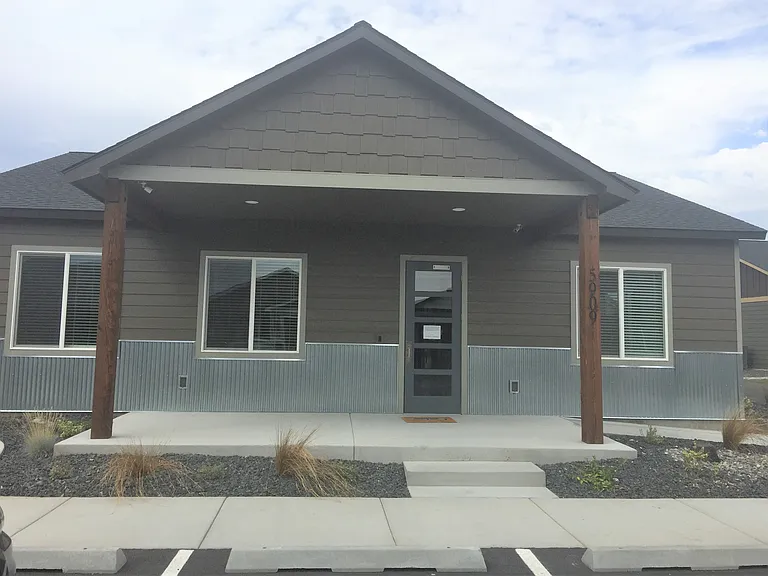 Columbia Villa & Cove — Photo 124