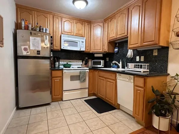 1564 Hollenbeck Ave APT 1, Sunnyvale, CA 94087