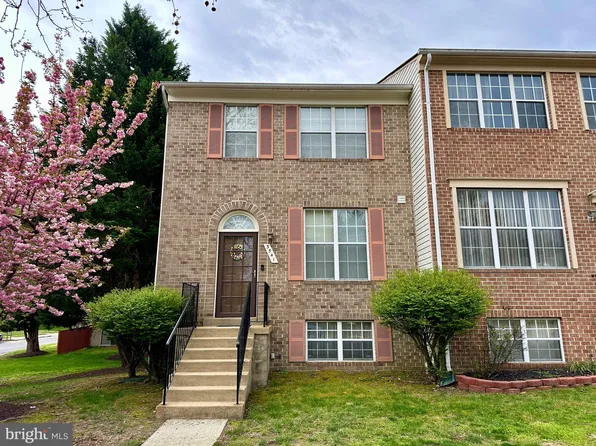 3541 Wood Creek Dr, Suitland, MD 20746