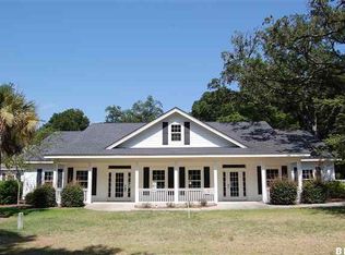 28 Kemmerlin Ln, Beaufort, SC 29907