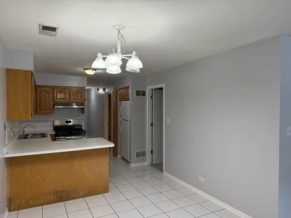 2630 S Shields Ave #G, Chicago, IL 60616