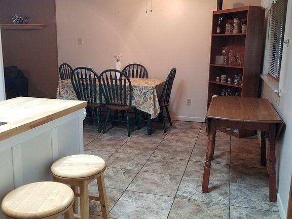 2nd image of 111 Nottingham Dr