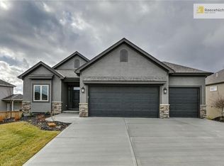 24953 W 87th St, Lenexa, KS 66227