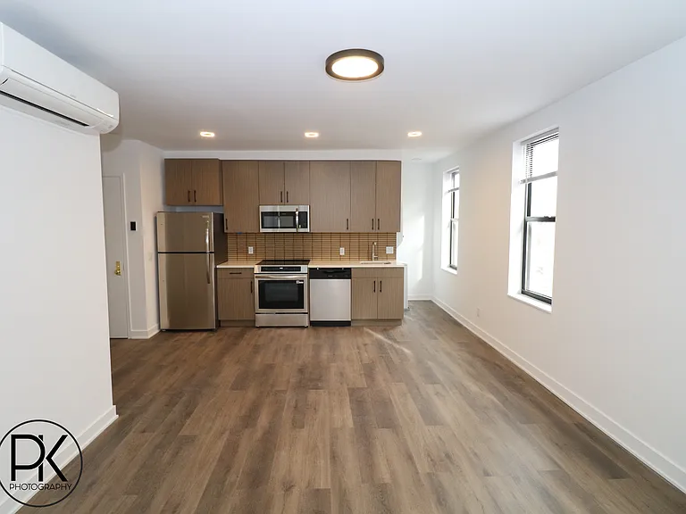 60-31 56th Rd #B1 — Photo 2