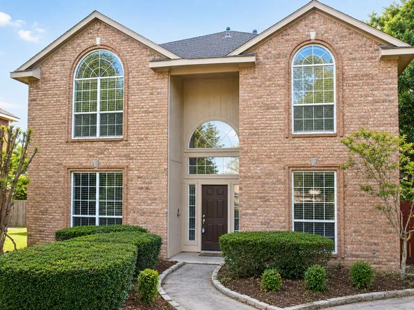 2815 Baze Rd, Euless, TX 76039
