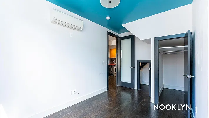 Rented by Nooklyn NYC LLC | media 12