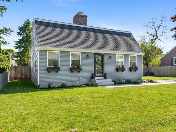 12 Highview Ave, Warren, RI 02885