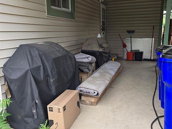 5th image of 7878 Stuart Street