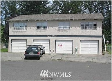 1st image of 2418 N Street NE