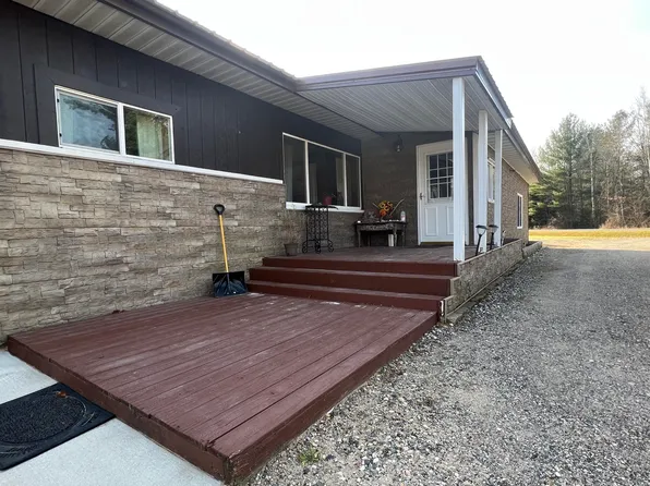 970 N Leaton Rd, Mount Pleasant, MI 48858