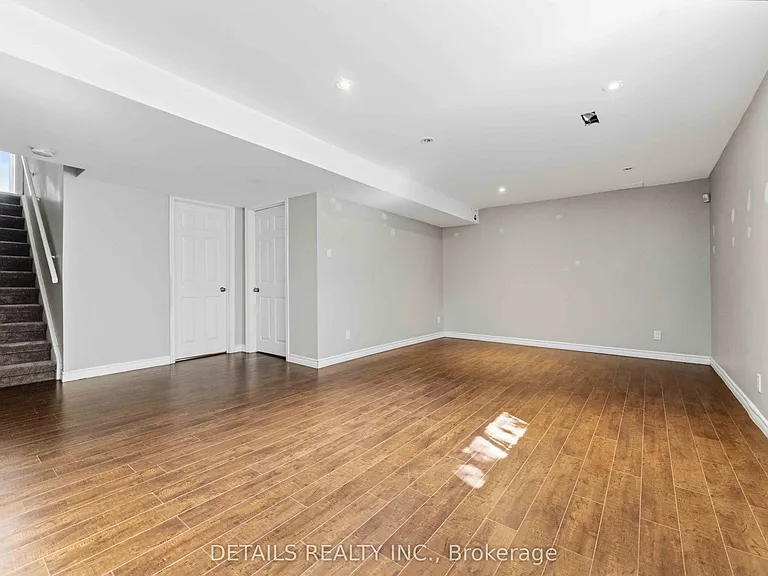 3 Gateshead Ave — Photo 37