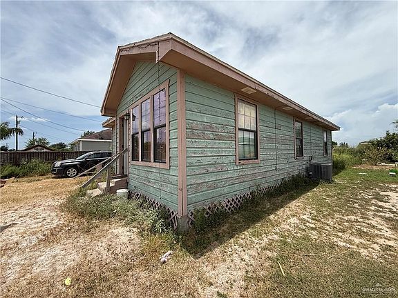2nd image of 4417 Milagro Ave