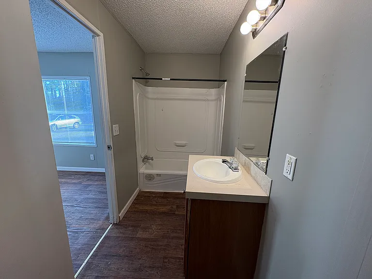 Pine Terrace — Photo 11