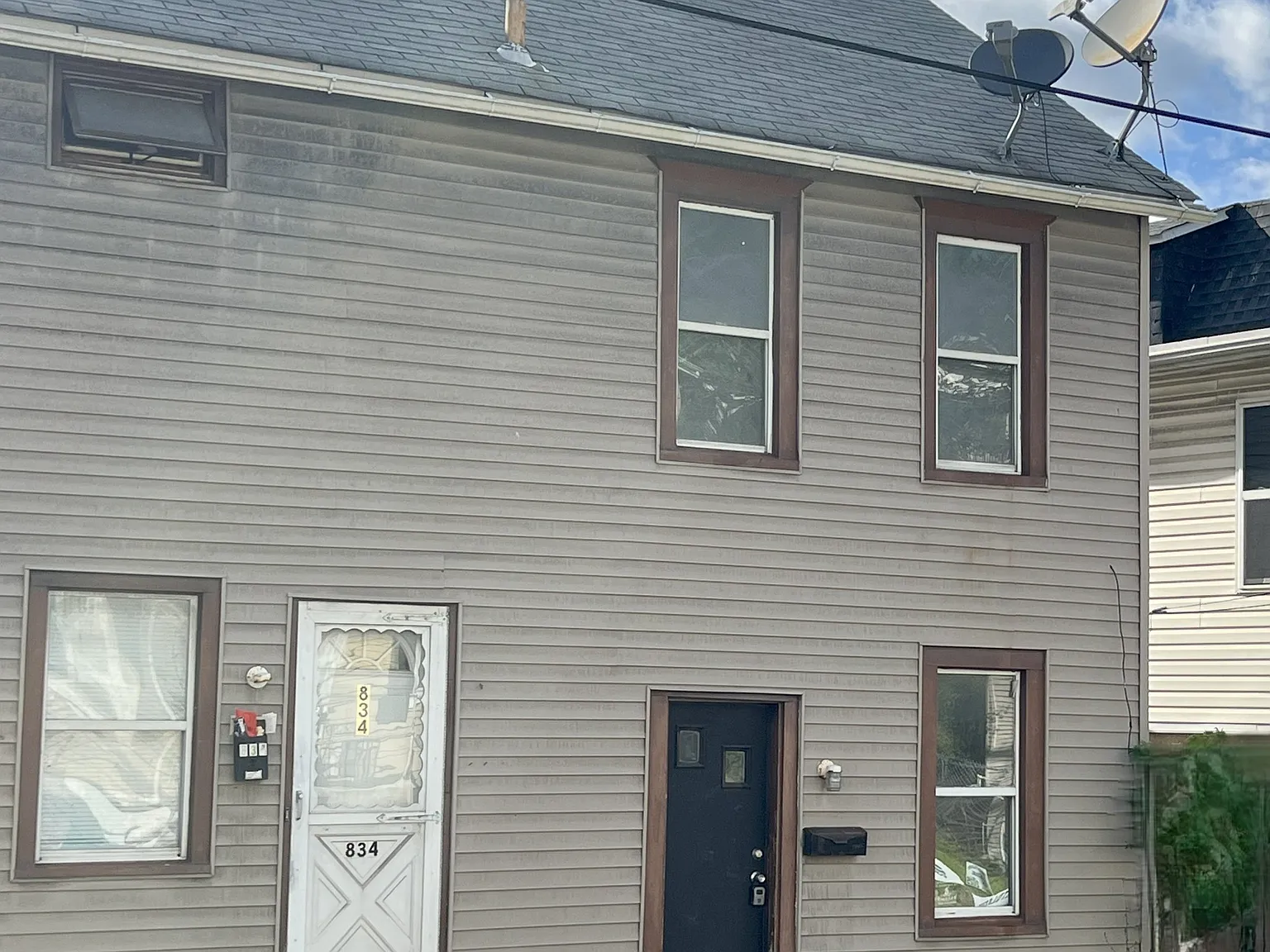 2 bed, 1200 sqft, $1,450 — Photo 1