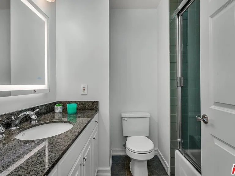 10824 Westminster Ave — Photo 15