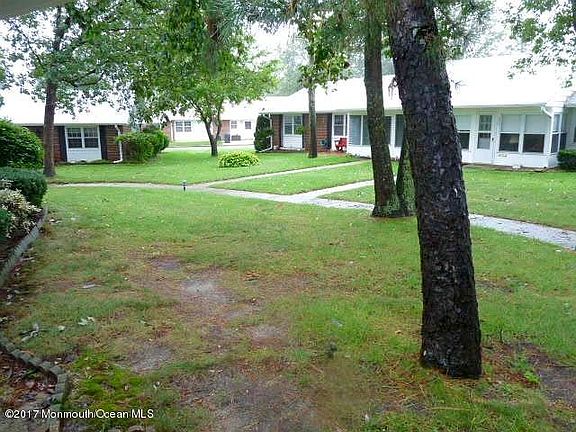 5th image of 931D Thornhill Ct #100D