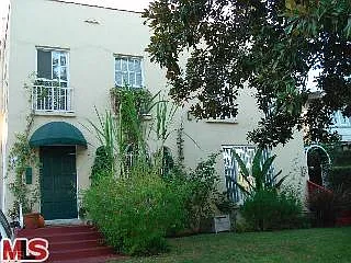 3 bed, 2.0 bath, 1250 sqft, $4,700 — Photo 1