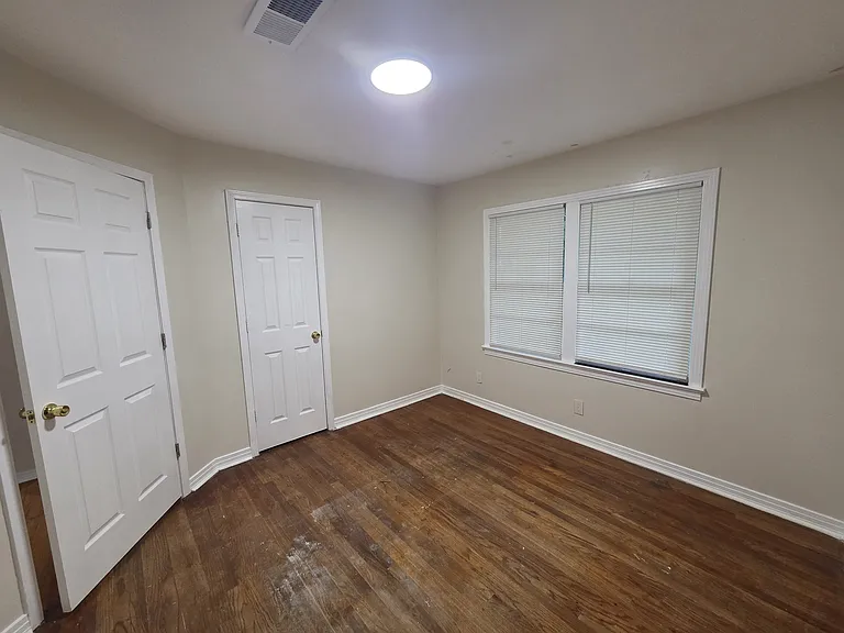 2639 Barbara St — Photo 12
