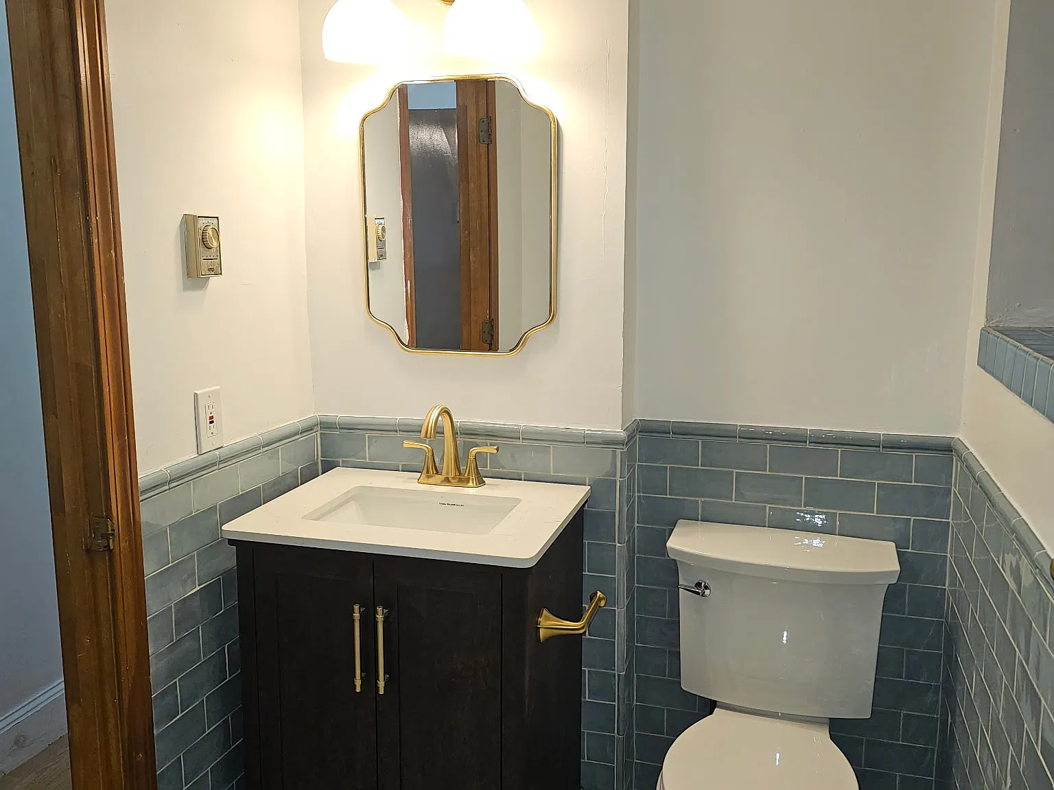 2 bed, 800 sqft, $3,000 — Photo 1