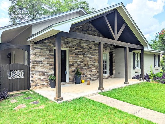 5th image of 1115 Strathmore Ave