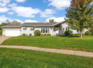 2255 Windsor Ct, Marion, IA 52302