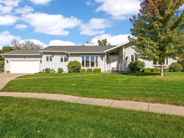 2255 Windsor Ct, Marion, IA 52302