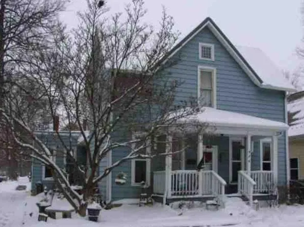 826 Jefferson St, Rochester, IN 46975