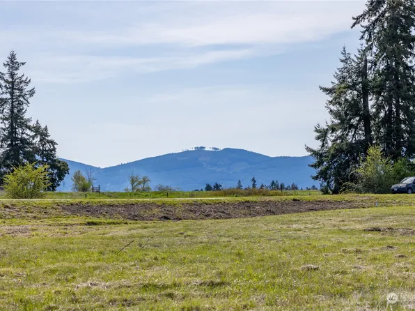 9999 Lofgrin Road, Sequim, WA 98382