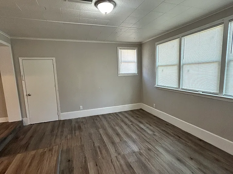 638 Gardenia Ln — Photo 14
