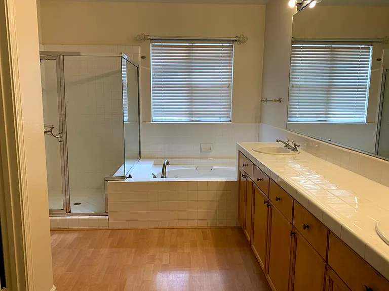 2929 Moreno Ave — Photo 12