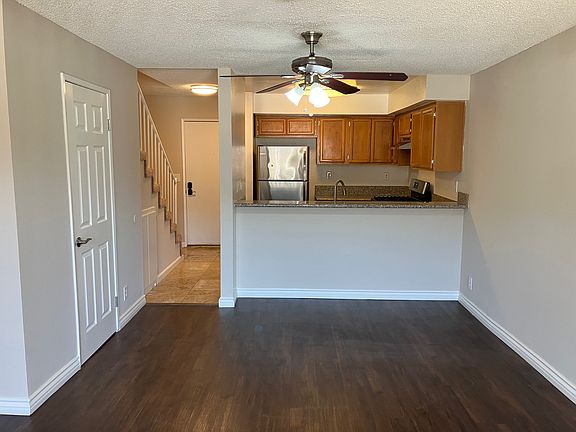 5th image of 2812 Hermosa Ave #106