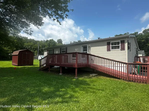 106 Deer Haven Lane, Gardiner, NY 12525