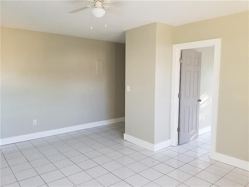 2nd image of 1911 NE 28th St #1
