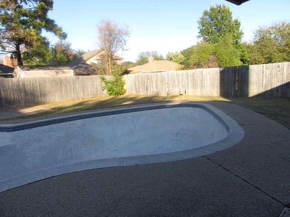 5th image of 209 Juniper Dr