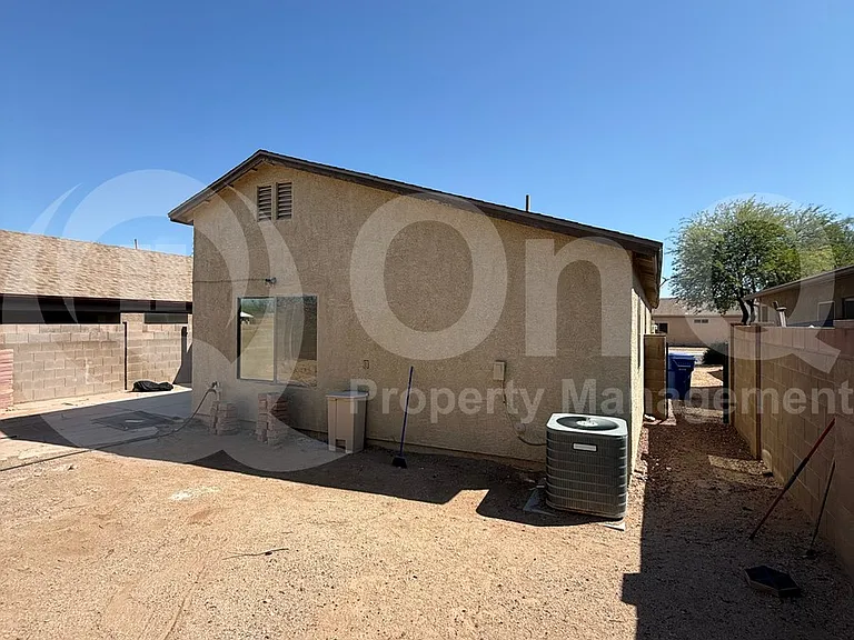 7218 S Canterbury Tale Dr — Photo 25